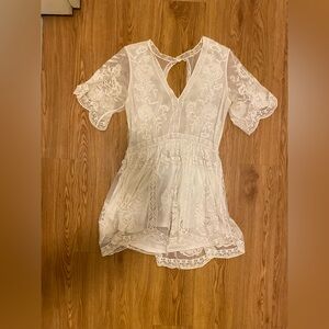 Vintage open back lace white dress